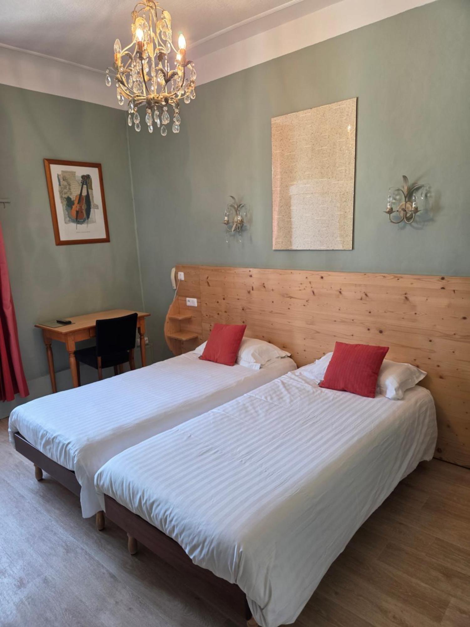 Hostellerie Du Parc Камбо-ле-Бен Экстерьер фото